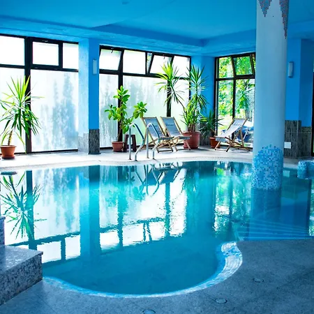 Orphey Hotel 4*