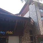 ホテル Orphey バンスコ